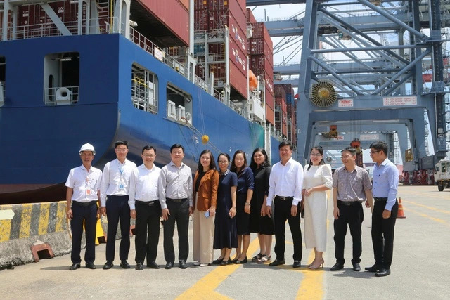 TAN PHUOC WARD: DEVELOPING A SMART CITY PROJECT AND PROMOTING PRIVATE ECONOMIC GROWTH